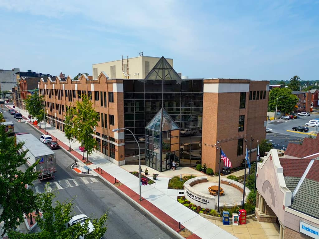 Police contract, snow removal efforts, highlight first 2026 City Council meeting