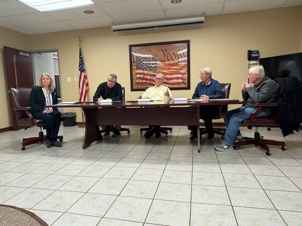 South Lebanon Township supervisors give final approval on ICE agreement 
