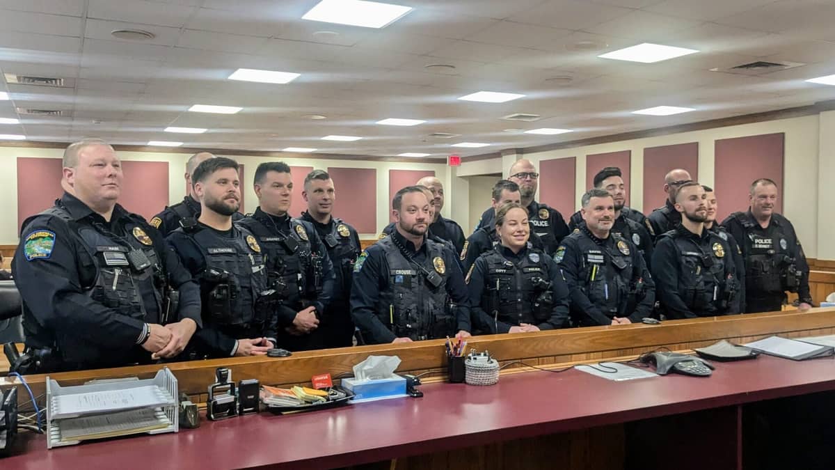Officers sworn in for service with new regional police department [photo story]