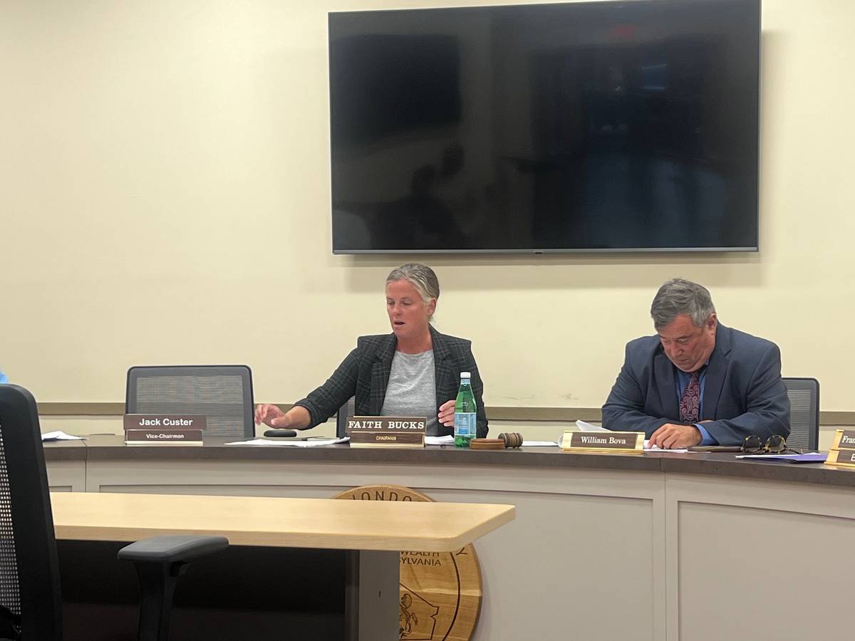 South Londonderry approves waivers and plan for Palmyra district office building