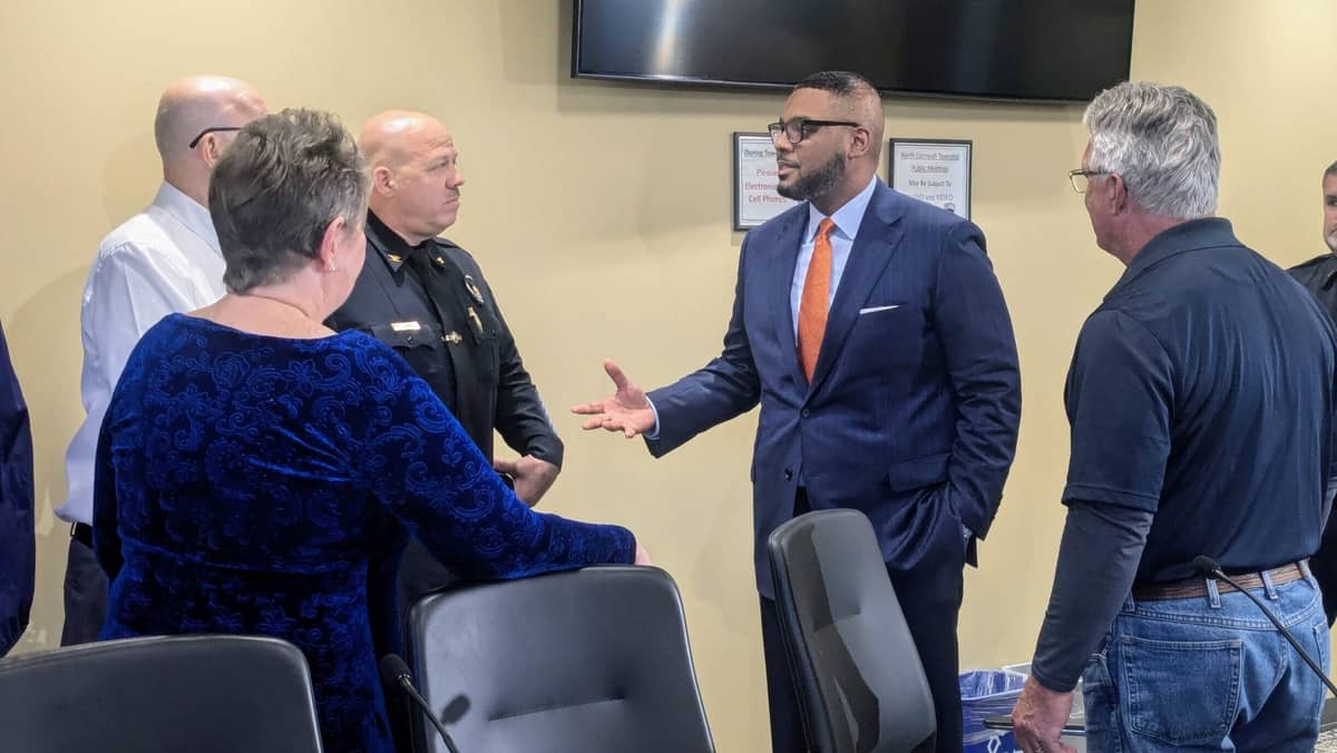 PA Lt. Gov. Austin Davis meets with reps of Lebanon County Regional Police