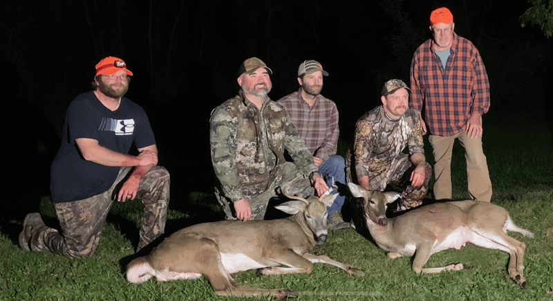 Veterans, active-duty service personnel participate in veterans hunt at GLRA