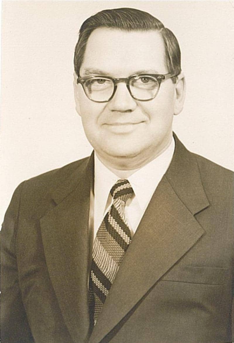 William C. Englebach (1929-2026)