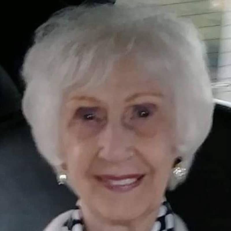 Lillian L. Berezich (1930-2026)