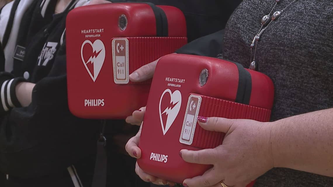 🔗 3 new AED cabinets installed at Annville-Cleona High School