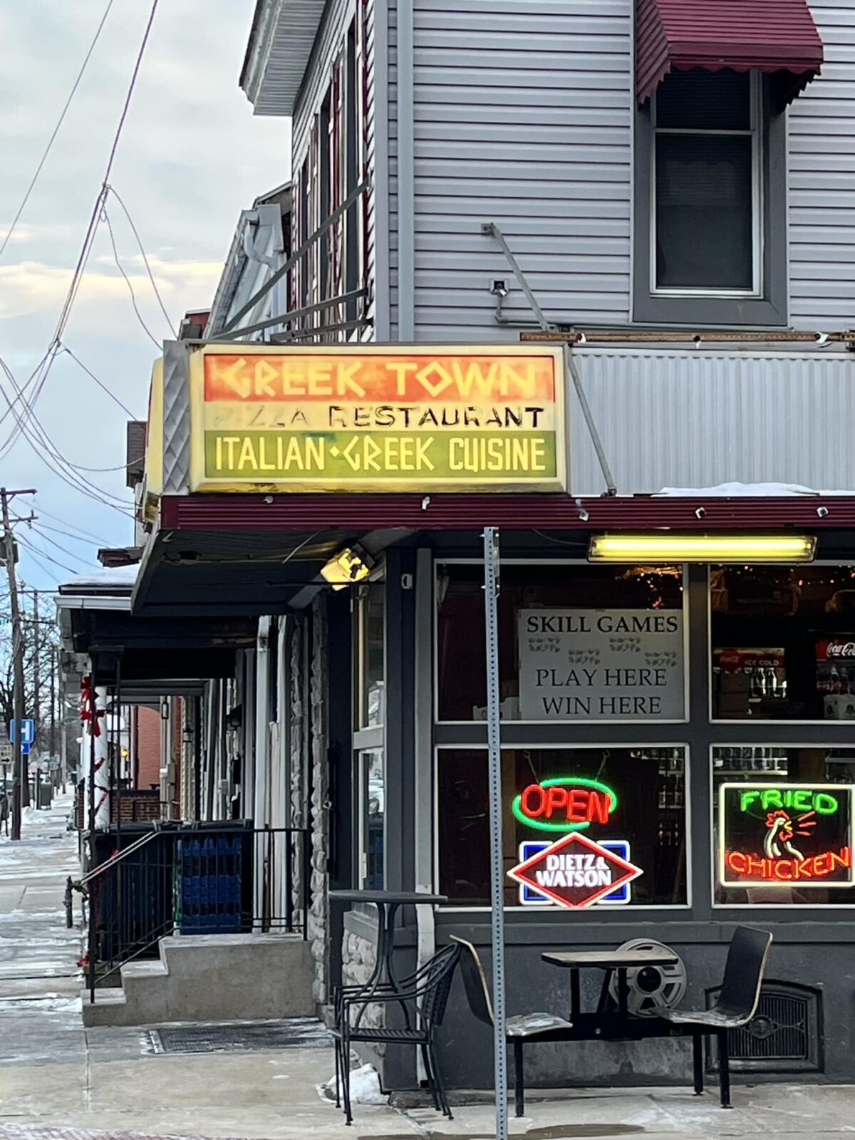 Wing Wars Season 3 Greek Town Pizza (Lebanon Valley Food Critics